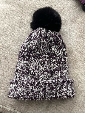 Cozy Pom-Pom Knit Beanie - Purple & Cream